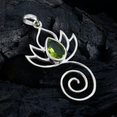 Fernanda Green Pendant Necklace with Lotus Design