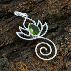 Fernanda Green Pendant Necklace with Lotus Design