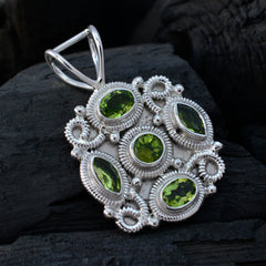 Greta Green Rope Wire Pendant with Gemstone Elegance