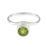 Min-seo Contemporary Green Solitaire Ring Peridot Green