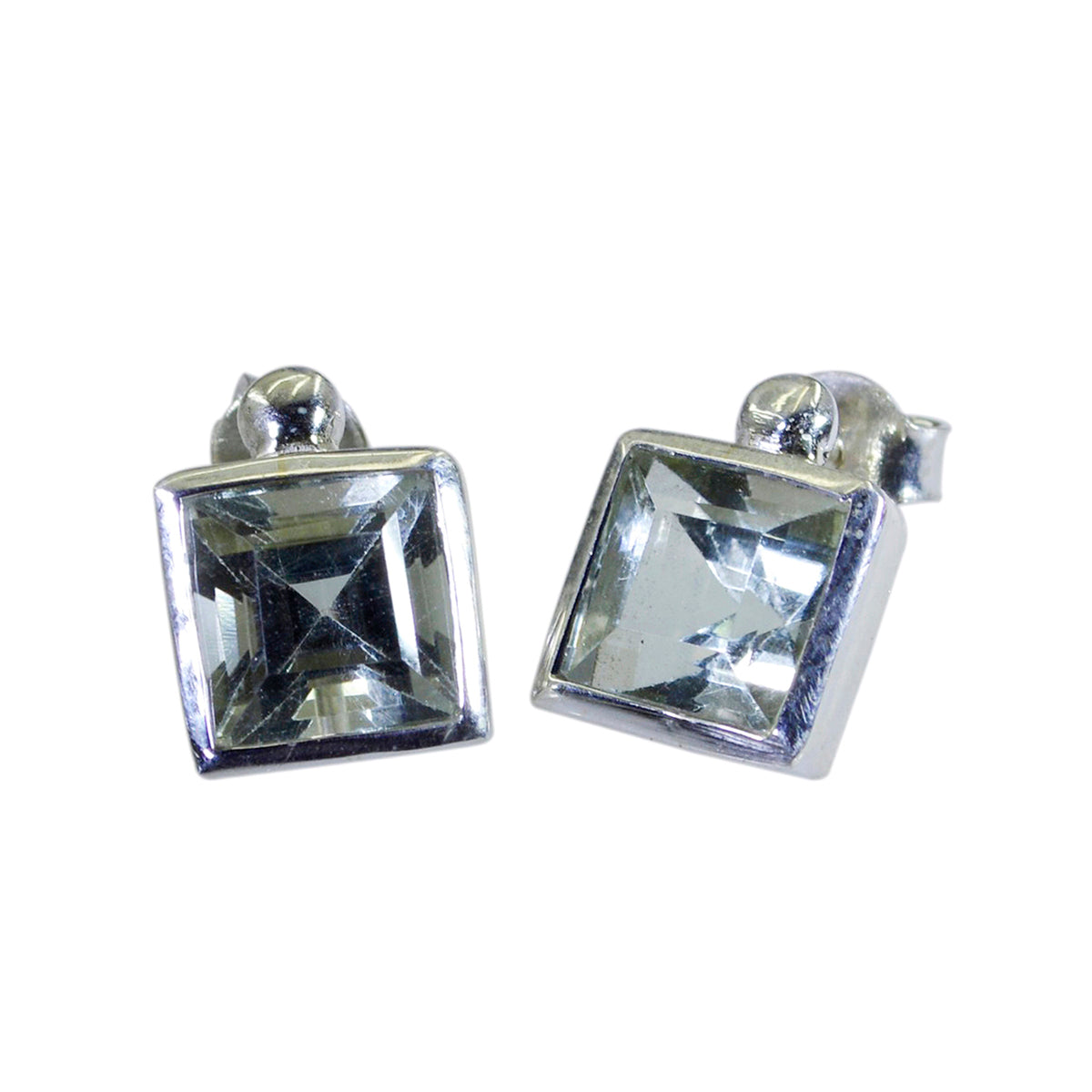 Ivana Green Solitaire Stud Earrings for Everyday Glam Green Amethyst Green Stud