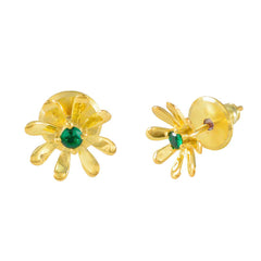 Ángeles Green Solitaire Stud Earrings for Everyday Glam
