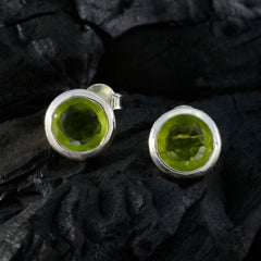 Yuki Green Solitaire Stud Earrings for Everyday Glam