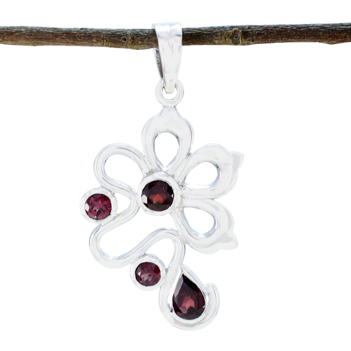 Harper Red Pendant – Stylish Floral Gemstone Jewelry Garnet Red Red