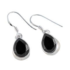 Hye-jin Black Solitaire Earrings for Every Occasion
