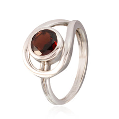 Zoe Luxurious Red Solitaire Ring for Glam Looks