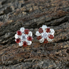 Lea Red Stud Earrings for Fashionable Elegance