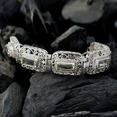 Laura Light Green Links Bracelet for Everyday Wear