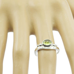 Ji-eun Light Green Solitaire Ring for Everyday Glam