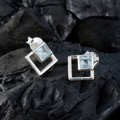 Maya Blue Solitaire Earrings for a Stylish Look