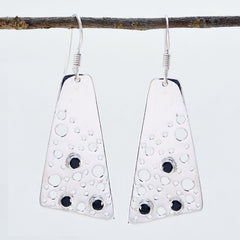 Mia Black Dangle Earrings for Chic Everyday Style