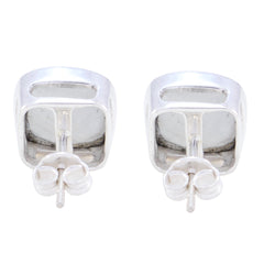 Milagros White Solitaire Earrings for Stylish Elegance