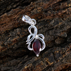 Daniela Minimalist Pendant Jewelry India with Garnet