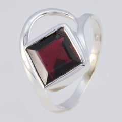 Zazlle Modern Red Solitaire Ring - Elegant Gemstone Design