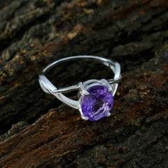 Naomi Purple Solitaire Ring with Oval Gemstone