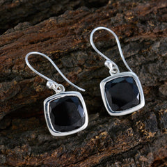 Mila Red Solitaire Dangle Earrings for Chic Style