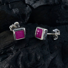 Ana Red Solitaire Stud Earrings for Everyday Glam