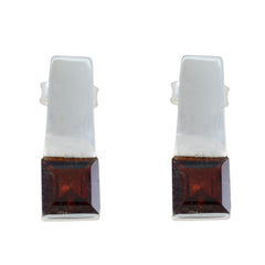 Lea Red Solitaire Stud Earrings for Everyday Glam Garnet Red Stud
