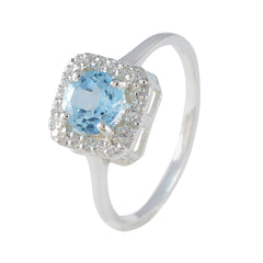 Ji-eun Abstract Blue Halo Ring with Sparkling Gemstone