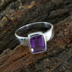 Saanvi Abstract Purple Solitaire Ring