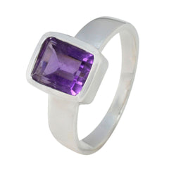 Saanvi Abstract Purple Solitaire Ring