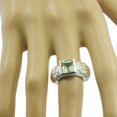 Putri Art Deco Light Green Solitaire Ring