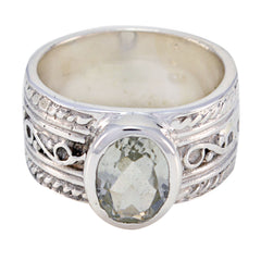 Lili Art Deco Solitaire Ring with Elegant Design