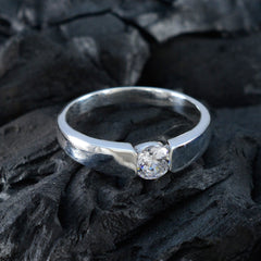 Bianca Romantic White Solitaire Ring