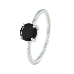 Ji-eun Black Solitaire Ring India with Twisted Band