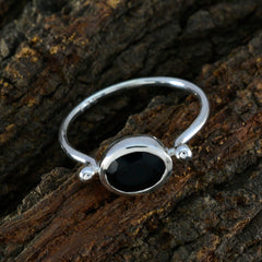 Yan Contemporary Black Solitaire Ring