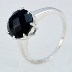 Wen Black Solitaire Ring with Faceted Gemstone