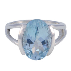 Nora Blue Solitaire Ring Elegant Oval Gemstone