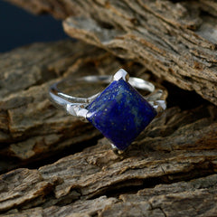 Camilla Sophisticated Blue Solitaire Ring