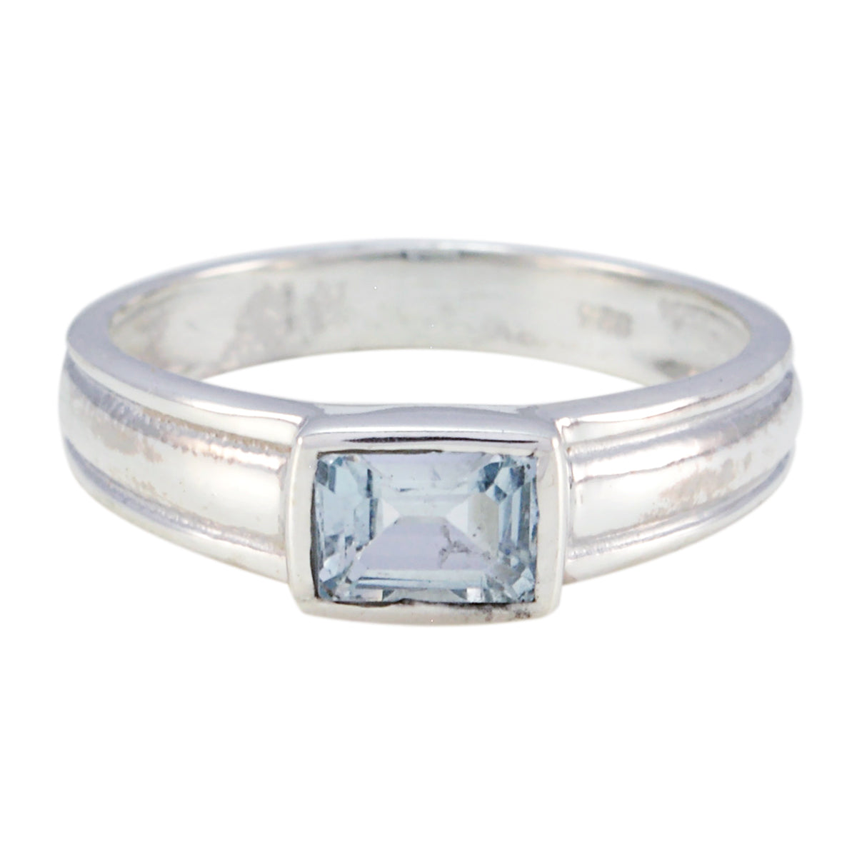 Naomi Blue Solitaire Ring Elegant Silver Band Blue Topaz Blue