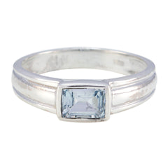 Naomi Blue Solitaire Ring Elegant Silver Band Blue Topaz Blue