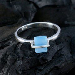 Ying Blue Solitaire Ring with Elegant Silver Band