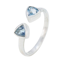 Natcha silver blue toi et moi ring with two triangular blue gemstones on an open band