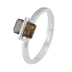 Emi Brown Solitaire Ring with Elegant Gemstone Design