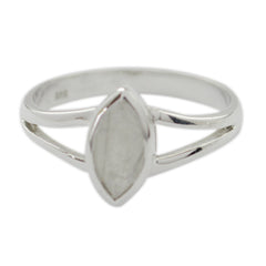 Min-seo Geometric White Solitaire Ring Rainbow Moonstone White