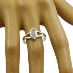 Min-seo Geometric White Solitaire Ring