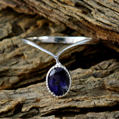 Ji-eun Glamorous Blue Solitaire Ring