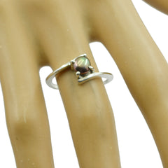 Min-seo Glamorous White Solitaire Ring