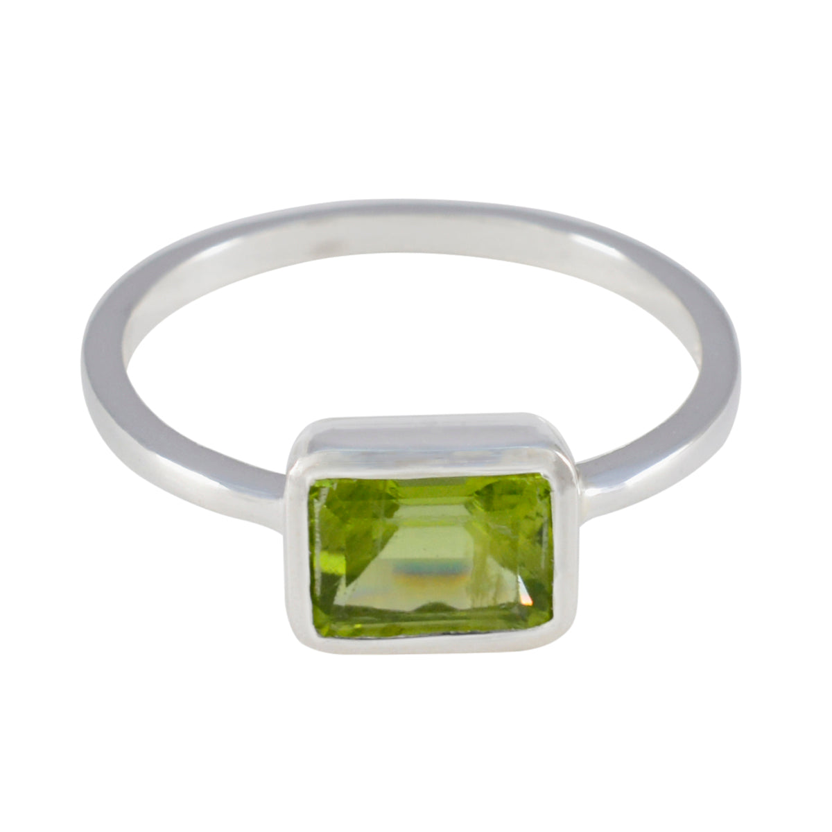 Dewi Green Gemstone Solitaire Ring in Sterling Silver Peridot Green