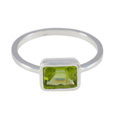 Dewi Green Gemstone Solitaire Ring in Sterling Silver Peridot Green