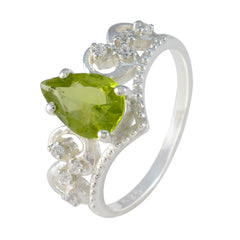 Araya Green Halo Ring with Elegant Gemstone Design