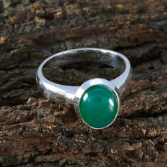 Lorena Glamorous Green Solitaire Ring