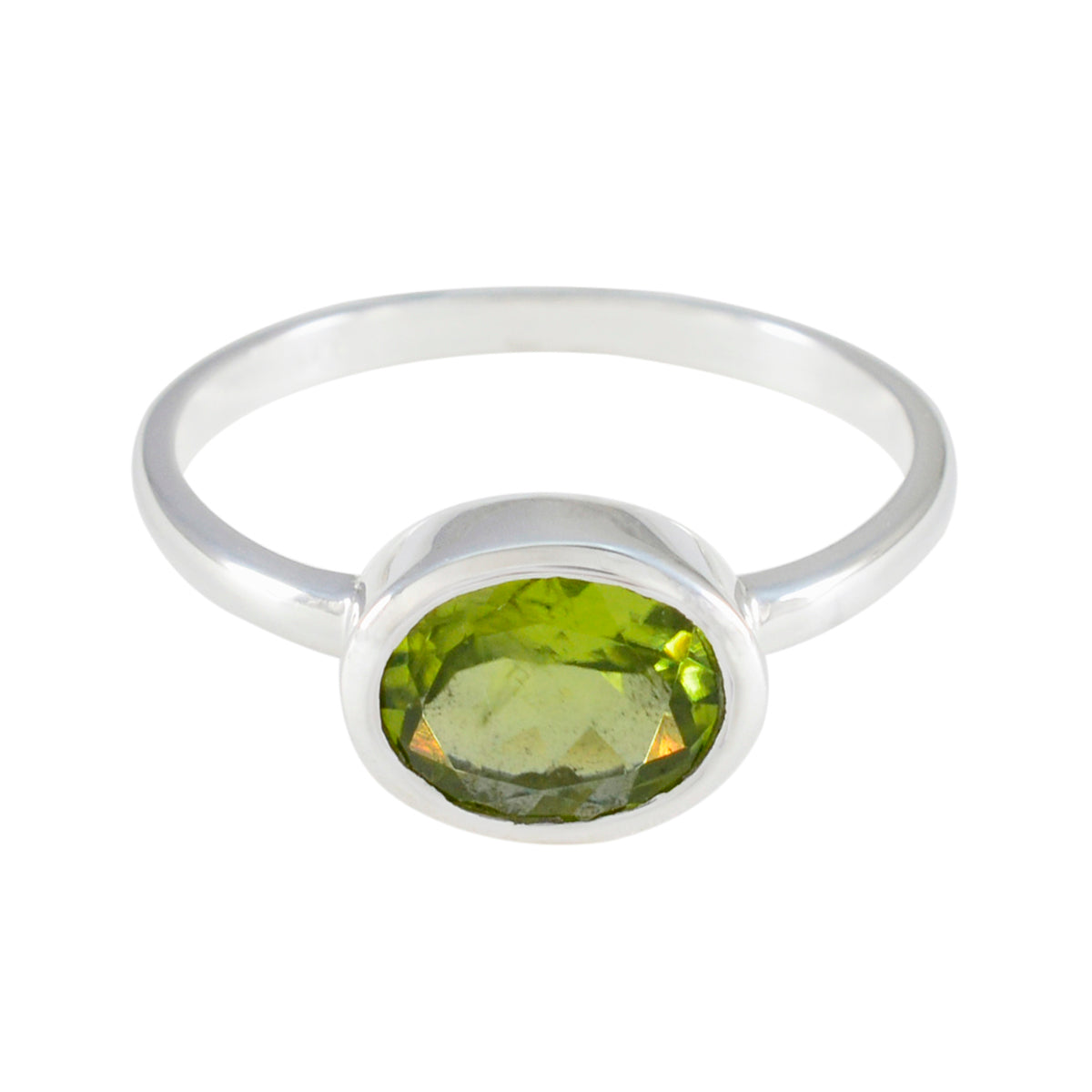 Riya Green Solitaire Ring India with Oval Gemstone Peridot Green