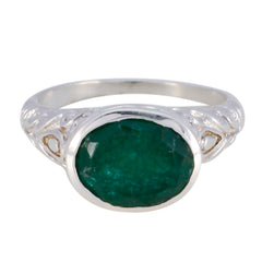 Siti Green Solitaire Ring with Vintage Silver Design