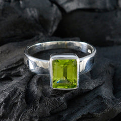 Aisha Sophisticated Green Solitaire Ring