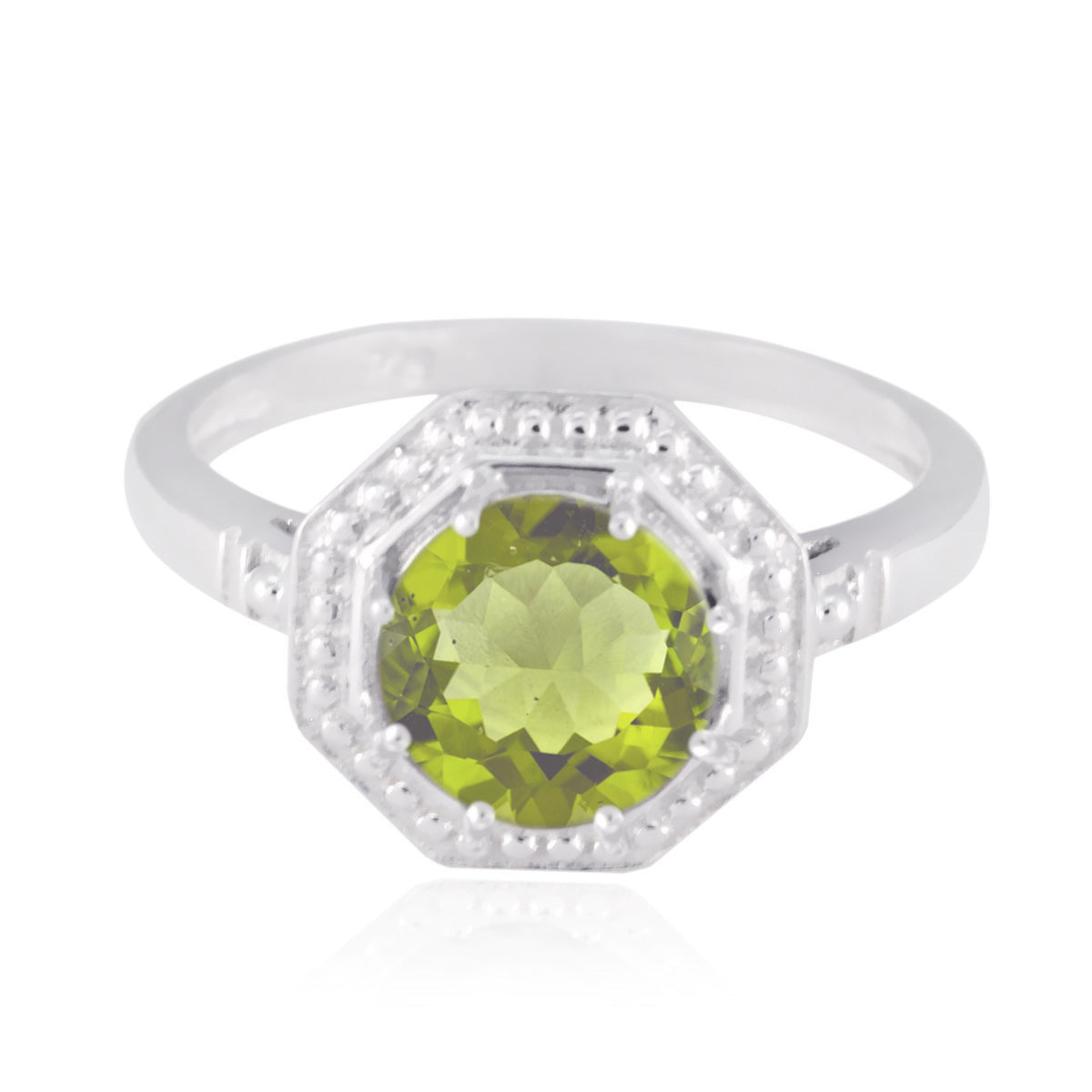 Jiwoo Glamorous Green Solitaire Ring Peridot Green